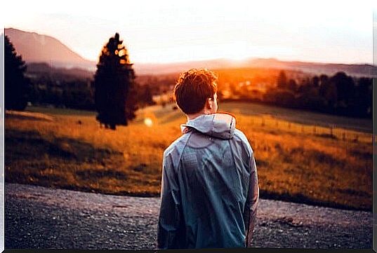 Boy from behind representing when you do not find the love of your life