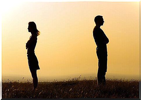 Couple from behind showing assertive indifference