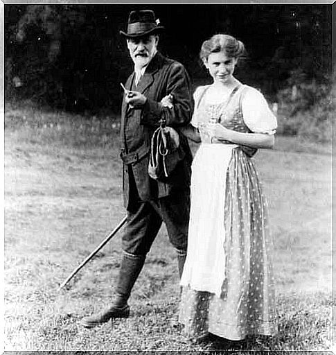 Freud and his daughter