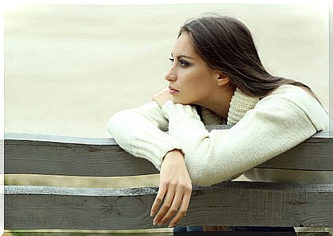 Woman sitting on a bench