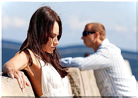 Why do couple conflicts increase on vacation?